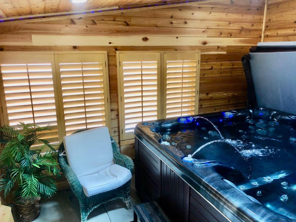 Blue Bear Den 3BR 2BA DTC Private Apt Hot Tub Eksteriør billede