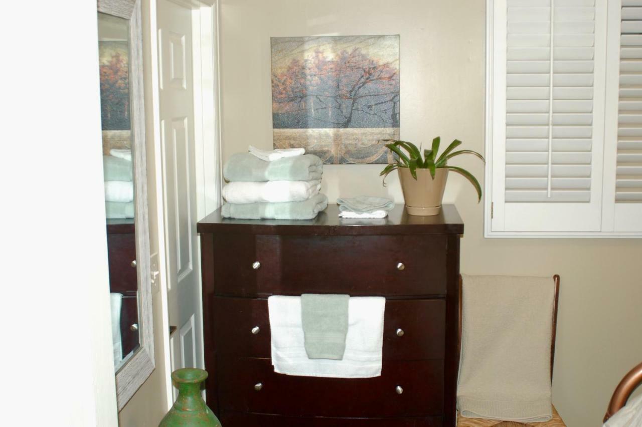 Blue Bear Den 3BR 2BA DTC Private Apt Hot Tub Eksteriør billede